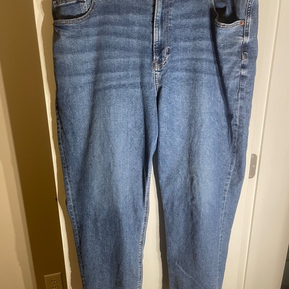 American Eagle Mom Jeans size 18 High Rise - Picture 3 of 12